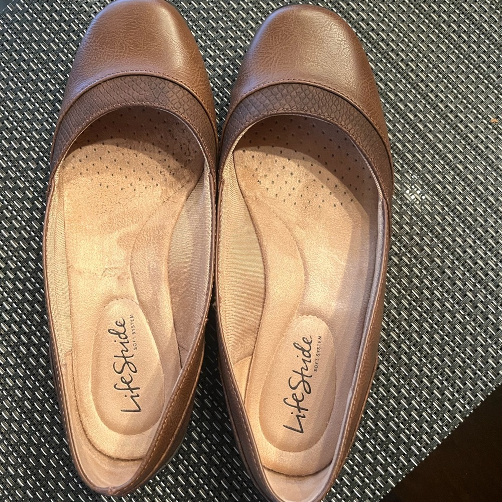 Life Stride slip-ons